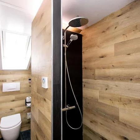 Hotel Anneliese-2
